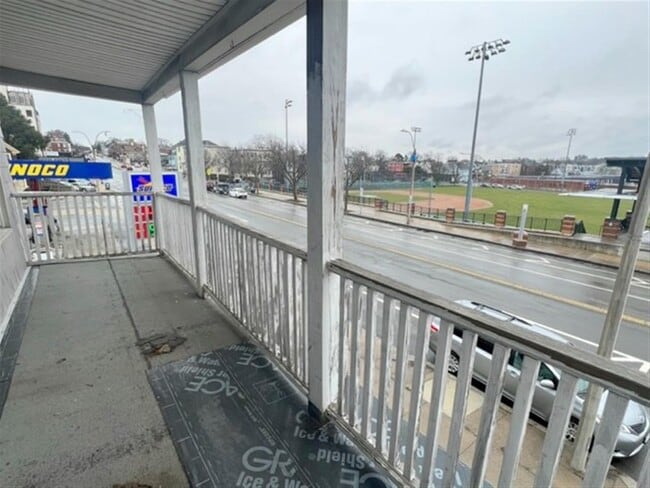 Photo - 543 Broadway Unit 2