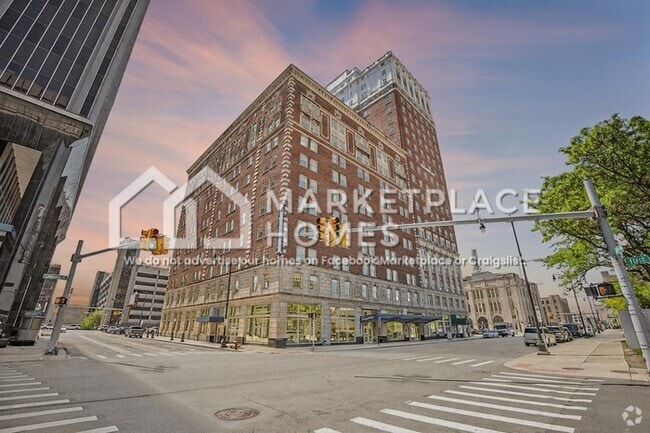Building Photo - 525 W Lafayette Blvd Unit 14E Rental
