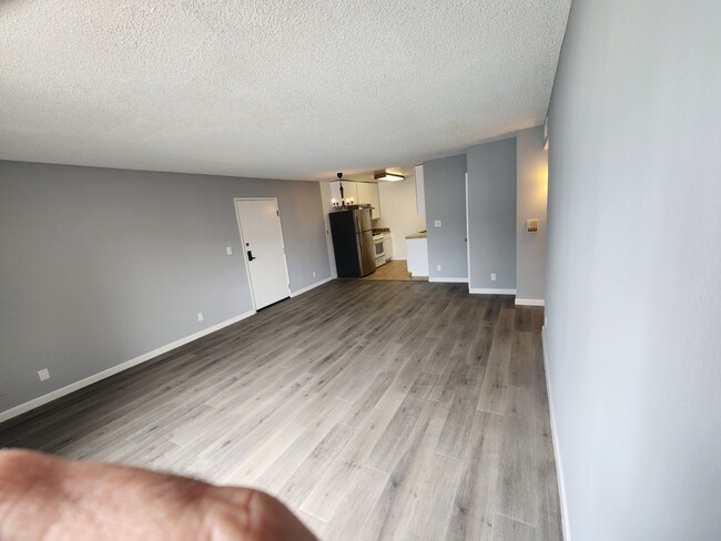 Photo - 755 N Sweetzer Ave