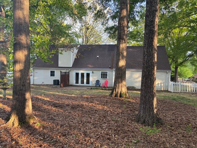 Photo - 604 Stafford Ave