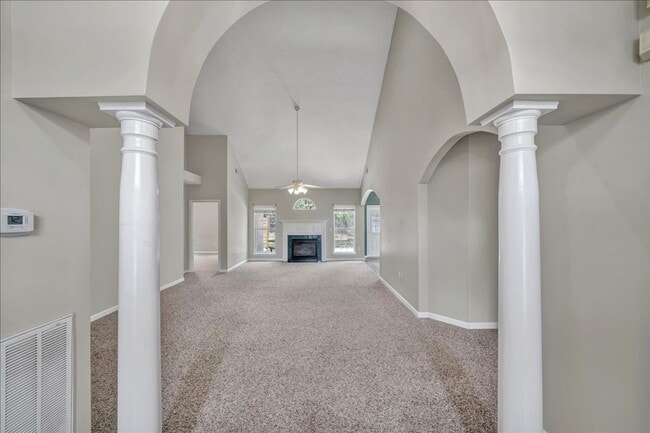 Photo - Country Club Living