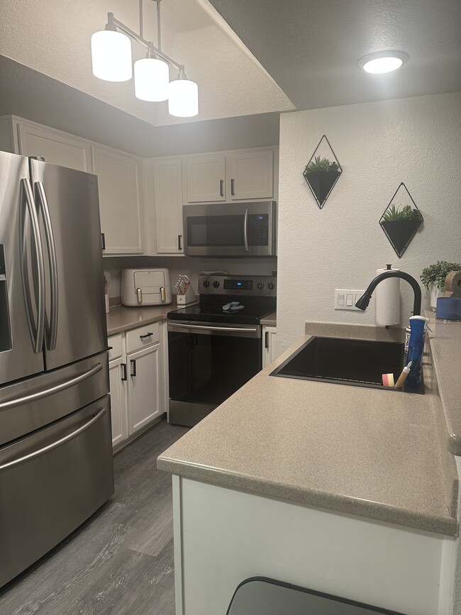 Photo - 1720 E Thunderbird Rd Unit 1083