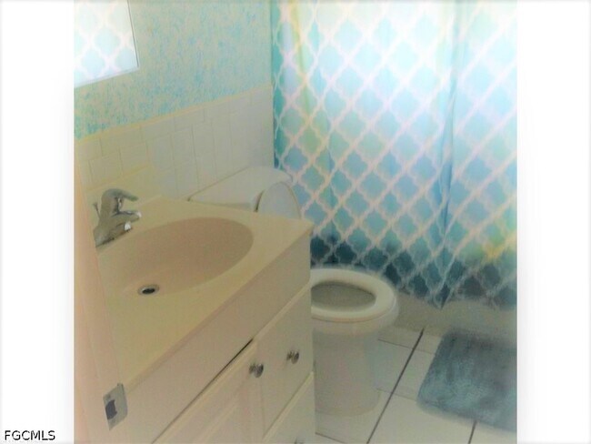Photo - 275 Hubbard Ave