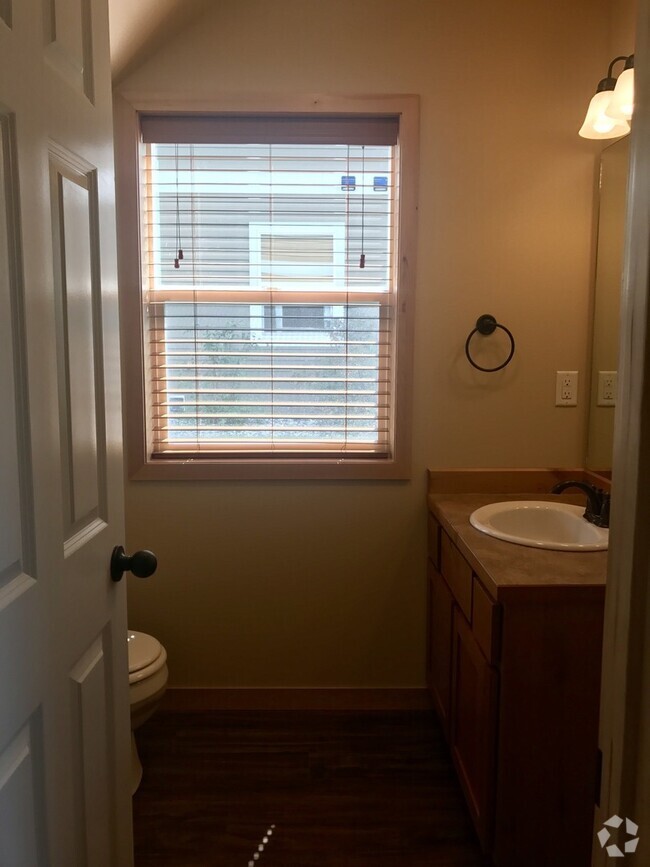 Building Photo - Brand New - 3 Bedroom 2 1/2 Bathroom Townh... Rental