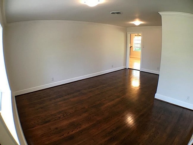 Photo - 5430 Beechnut St