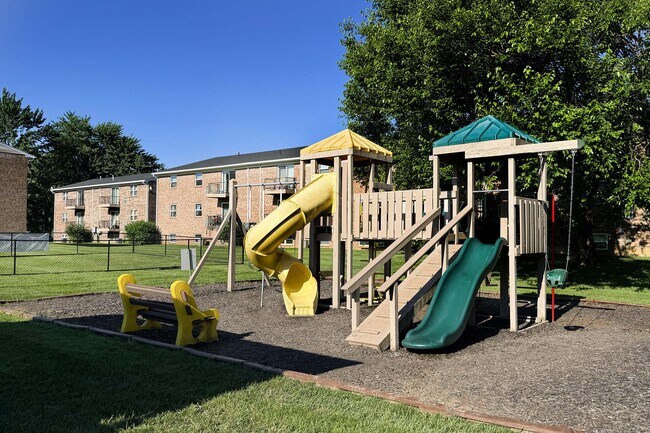Crown Crossing Apartments