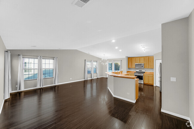 Building Photo - 1322 Westhampton Dr Rental