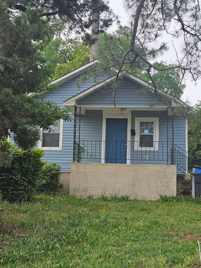 2 BR/ 1 BA Home - 2 BR/ 1 BA Home