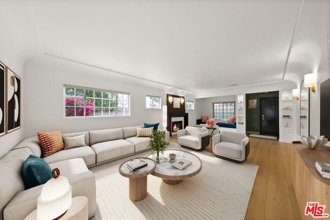 Photo - 736 N Alta Vista Blvd