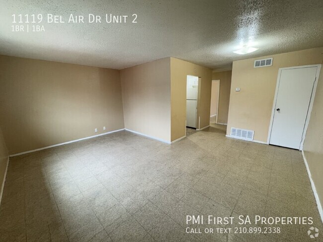 Building Photo - Fourplex two bedroom Unit 2 Rental