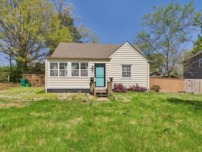 Building Photo - 6306 Engel Rd