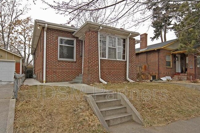 Building Photo - 3319 Lowell Blvd Unit B