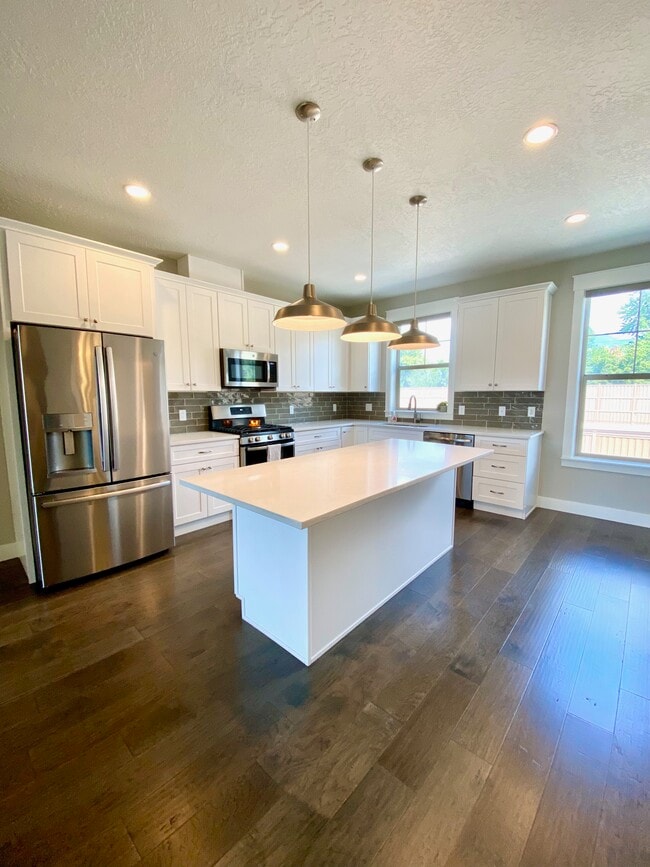 Photo - 10439 S Beetdigger Blvd