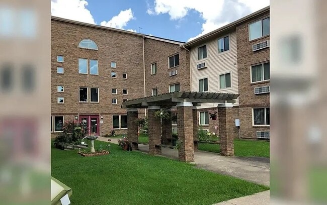 Building Photo - 785 Regina Ln NW Rental
