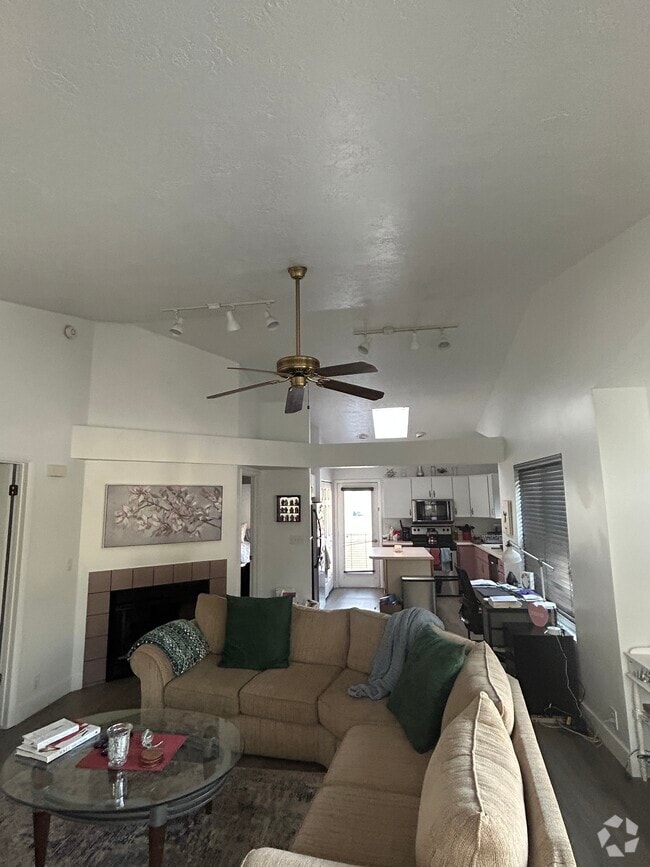 Building Photo - 7682 S Sunbird Way Unit 7682 Rental