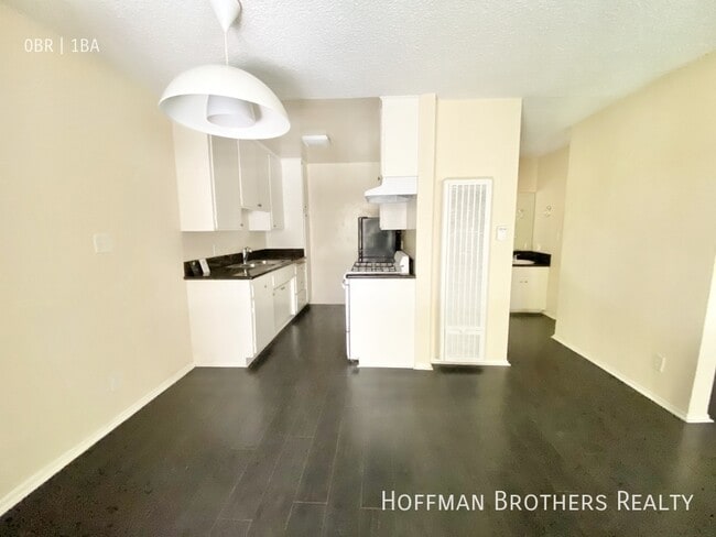 Photo - 1825 Butler Ave Unit 5