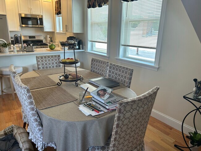 Photo - 925-927-927 Massachusetts Ave Unit #6