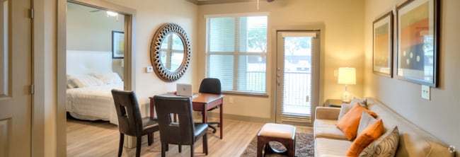Building Photo - 6520 Jamail Dr Rental