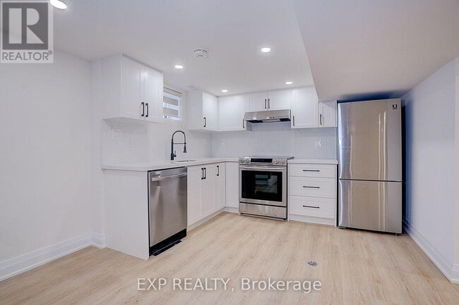 Photo - 36 Vauxhall Dr