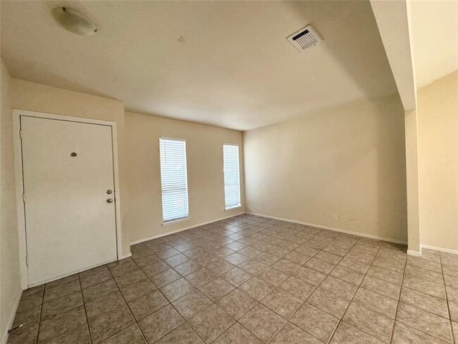 Photo - 7101 Twisted Oaks Dr
