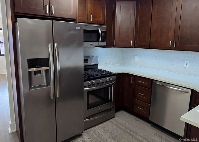 Building Photo - 74-11 85th Dr Unit 2nd FL