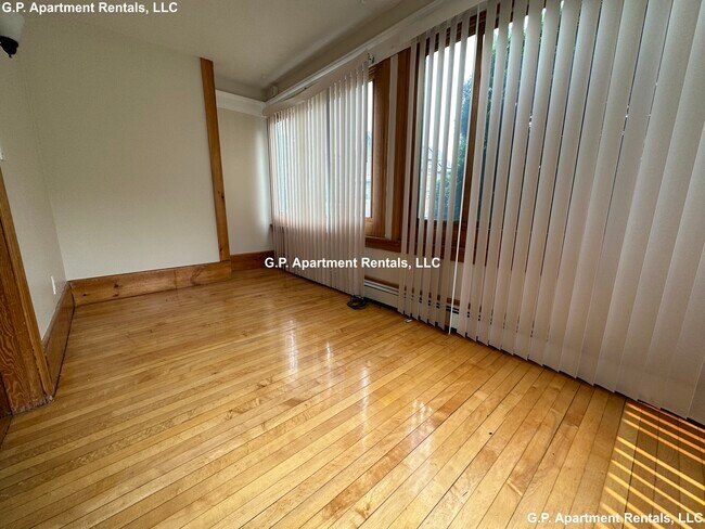 Photo - 9 Foster St Unit 1