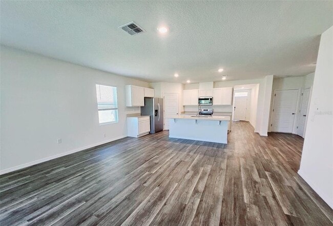 Photo - 1237 Limbali St