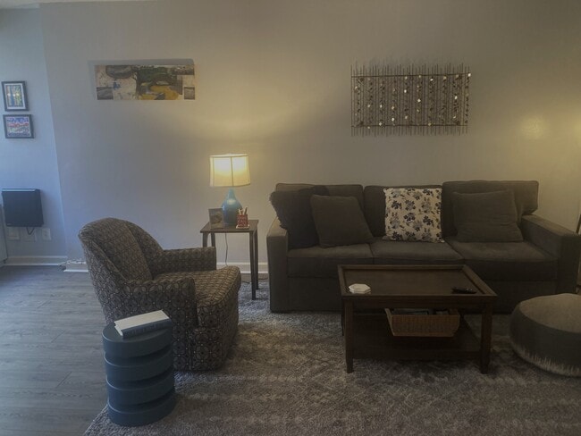 Photo - 4515 Willard Ave