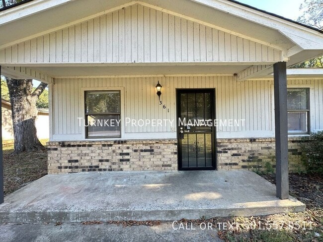 Photo - 361 N Oak Ct