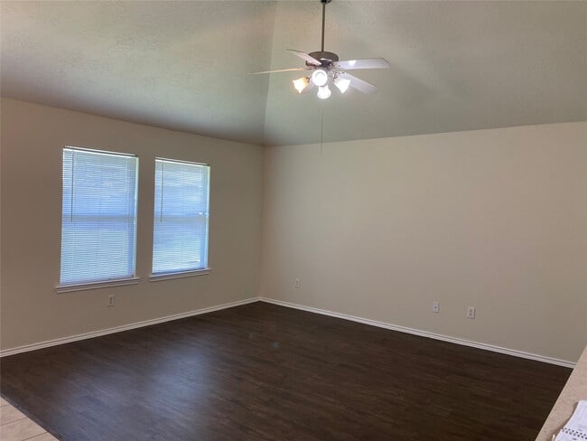Photo - 17123 Oakwood Chase Dr