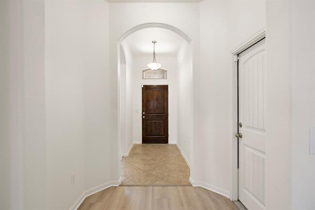 Photo - 2008 Gabrielles Way