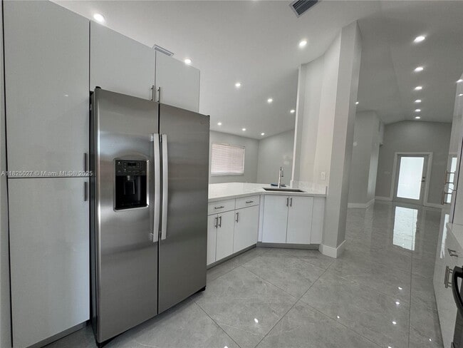 Building Photo - 14263 SW 177th Terrace Rental