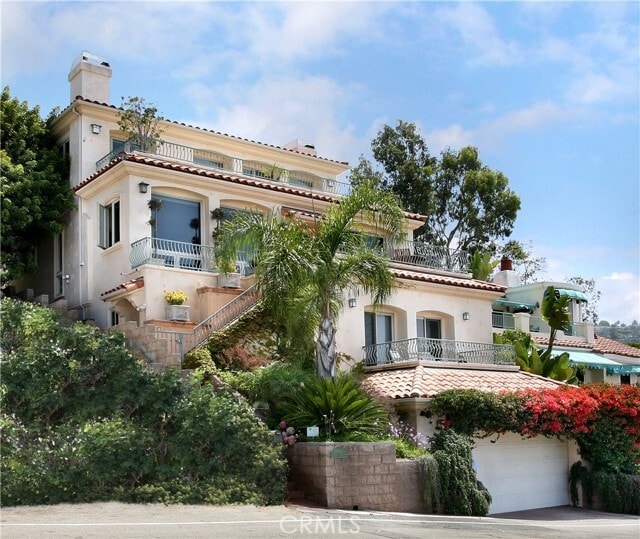 Photo - 1060 Skyline Dr