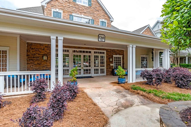 The Lodge at Mallard Creek Apartments