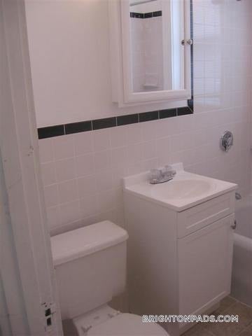 1615 Commonwealth Ave Unit 33