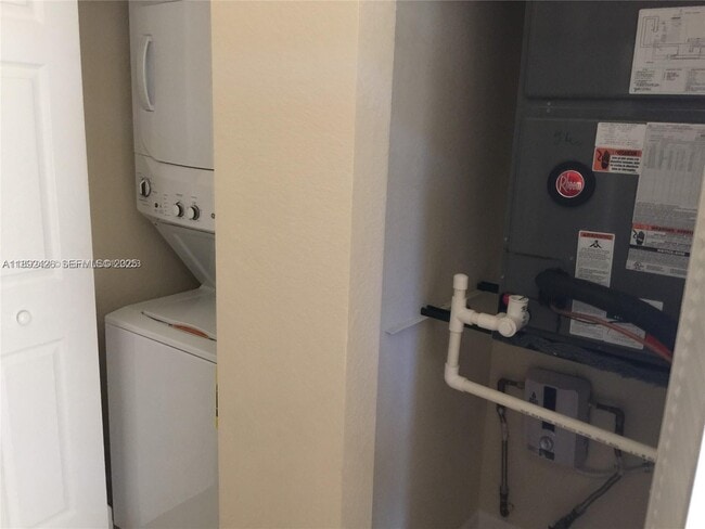 Photo - 17105 SW 96th St Unit Studio