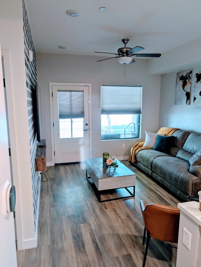 Photo - 475 N 9th St Unit 103