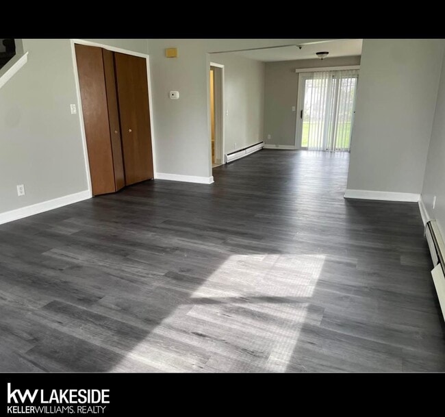 Photo - 324 E St Clair St