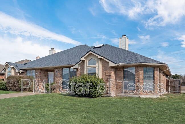 Building Photo - 13214 Fall Manor Dr