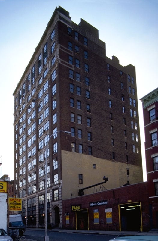 Photo - Glass Farmhouse