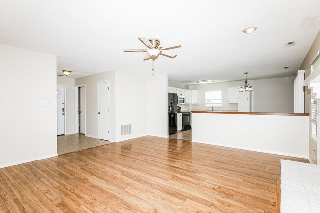 Photo - 7394 Tassel Ct