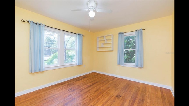 Photo - 1221 E Flora St