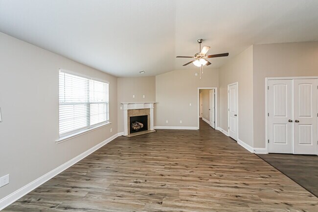 Photo - 3441 Sabra Ln
