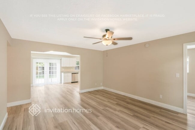 Photo - 3205 Lancaster Ln