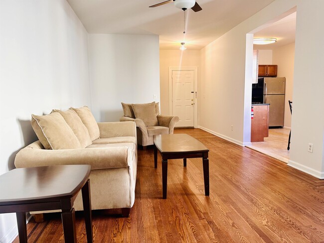 Photo - 301 Palisade Ave Unidad 1C