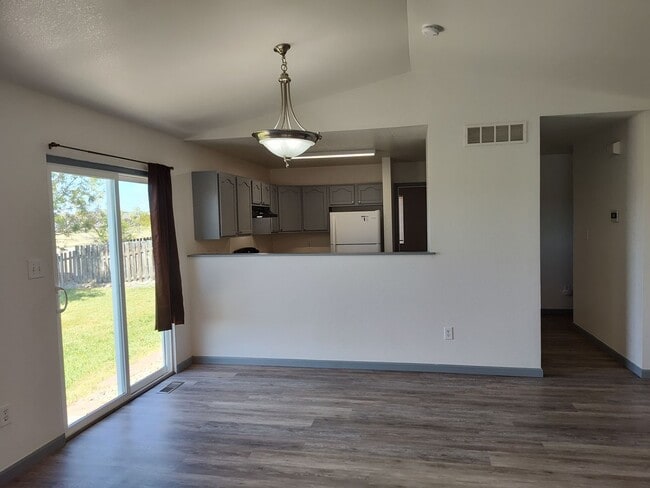 Photo - ALL PROSPECTIVE TENANTS MUST SUBMIT A $58 NON-REFUNDABLE APPLICATION FEE PER APPLICANT ONLINE AND...