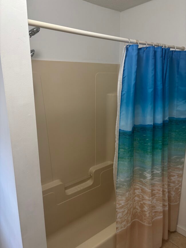 Photo - 163 Warren St Unit #2