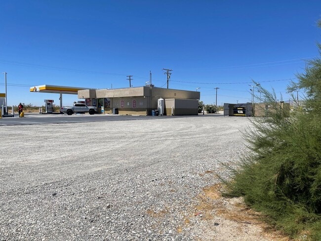 Photo - 601 California City Blvd