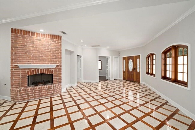 Photo - 6303 Lugary Dr