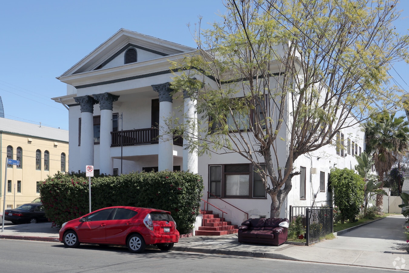 Photo - 1400 Albany St